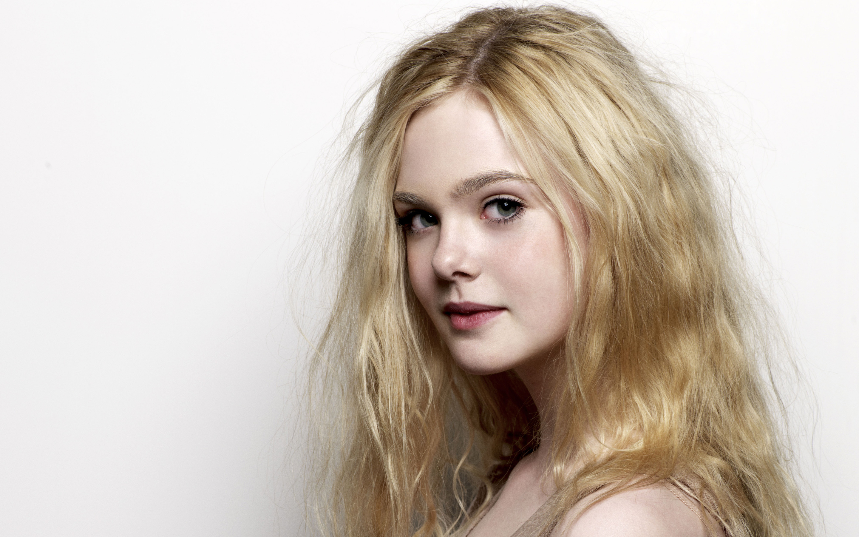 Wallpaper Elle Fanning Blonde Babe Innocent Desktop Wallpaper Celebrities ID