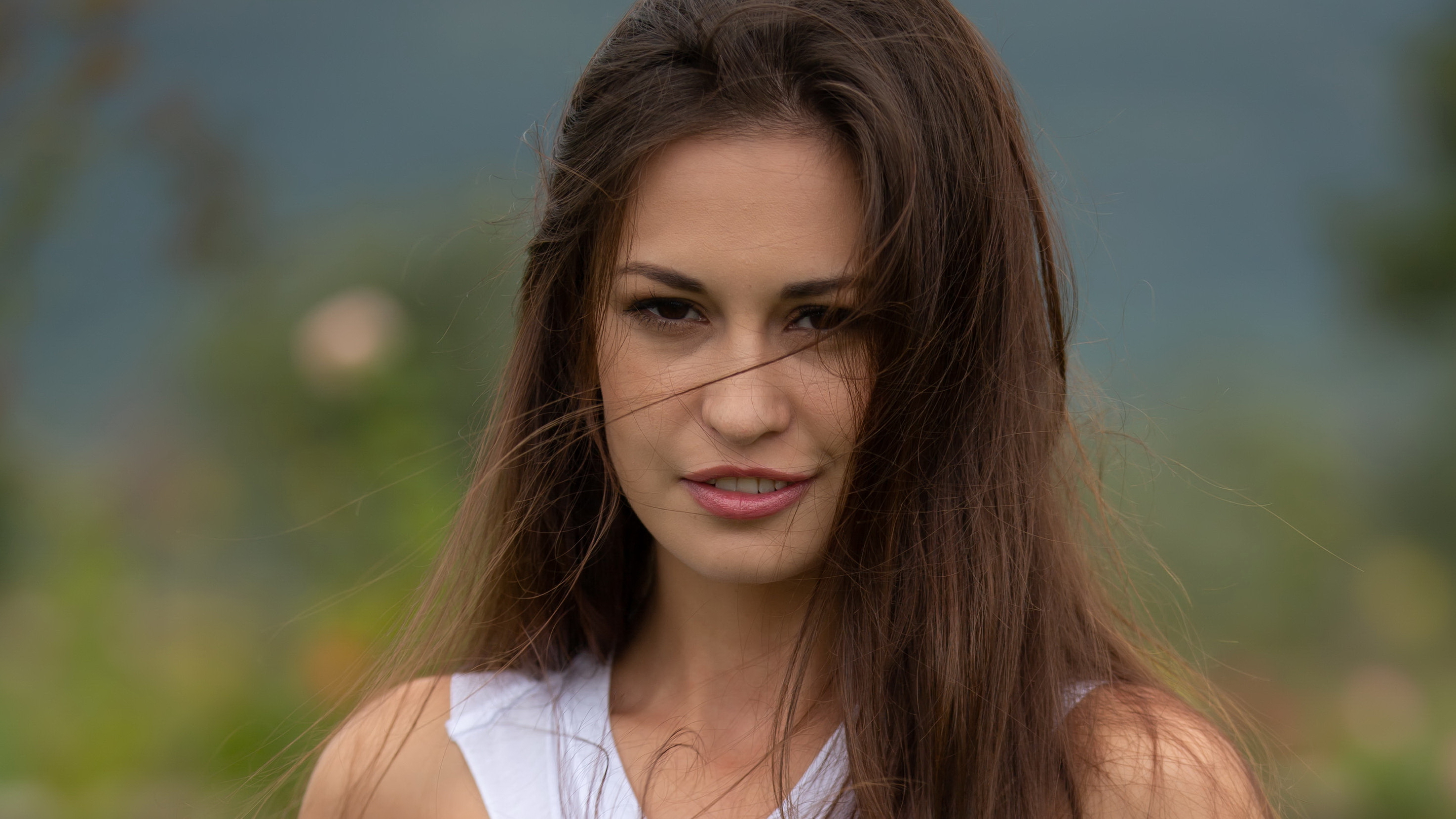 demi fray, outdoors, brunette, face, long hair, smile