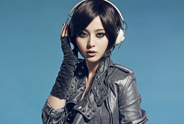 brunette, asian, earphone, dressed, headphones