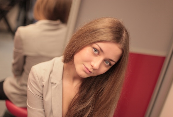 ingrid olerinskaya, actress, brunette, mirror, smile, cute, non nude