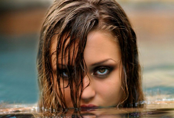water, brunette, robyn chance