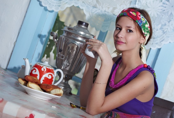 girl, sweet, cute, russian girl, samovar, buns, tea party, afrodita, lidija, irina j