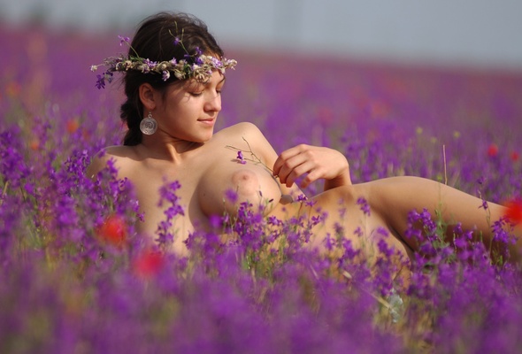 sofi a, flowers, girl, naked, outdoor, solo, puffy nipples, big tits, all natural, brunette