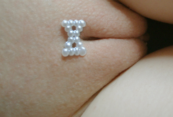 sexy, cute, model, shaved, skinny, delicious, piercing, cameltoe, pussy