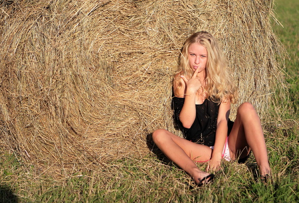 sexy, cute, delicious, blonde, long hair, spreading legs, skinny, outdoor, hay