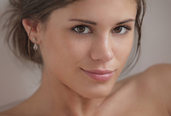 little caprice, caprice, model, brunette, hi-q, close up, eyes, face, smile, sexy babe, caprice a, delicious, sexy, gorgeous