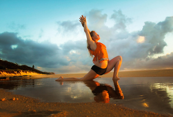 helena montarou, petite, cute, model, blonde, water, skinny, delicious, sexy, yoga, beach