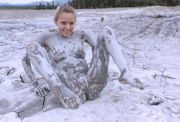 590px x 400px - Wallpaper katya clover, nude, model, russian, mud, shaved ...