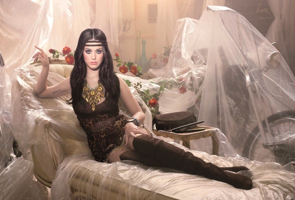 katy perry, american, singer, celebrity, songwriter, brunette, sexy babe, long hair, posing, sitting, sexy, dressed, hairstyle, jewelry, erotic art, overknee, leather, high boots, hi-q, katy, katheryn elizabeth hudson, real celebs wall, katheryn, babes in boots