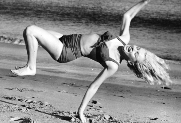 norma jean baker, aka, marilyn monroe, blonde, playmate, celebrity, hollywood, glamour, actress, diva, singer, sex symbol, sexy babe, curves, vintage, black and white, erotic, real celebs wall, retro, bikini