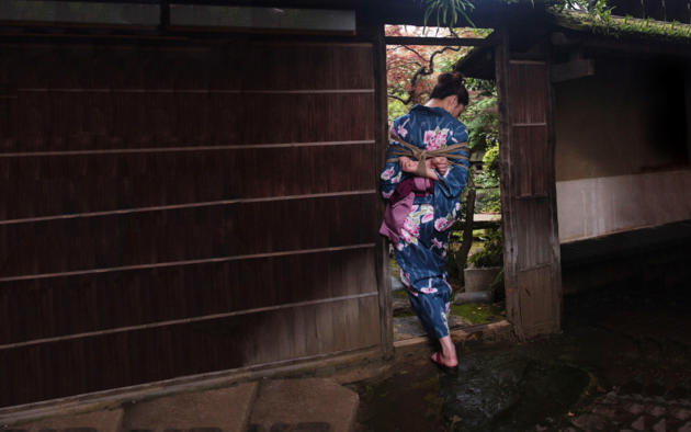 kyoko kazama, kinbaku model, japanese garden, kimono, tied, submissive, bondage, asian, submissive girl, fetish babe, hot