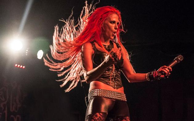 heidi shepherd, female vocal, butcher babies, microphone, low quality, bad quality