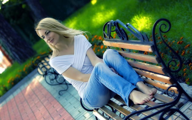 girl, blonde, t-shirt, jeans, parkland, bench, 23000, view, look, feet, smile