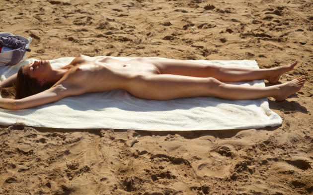 caprice, little caprice, marketa, caprice a, brunette, beach, naked, tanned, tits, puffy nipples, trimmed pussy, labia, ultra hi-q, oiled, flat belly, ribs, sunbathing, sand, sunshine