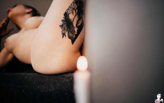 twitching allure, suicide girls, boobs, candle, twitchling, tattoo