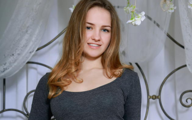 mili x, getting naked, smile, sexy