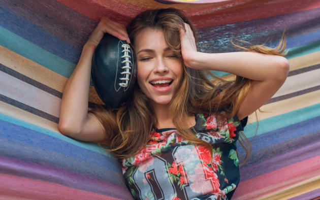 lyuda, alex lynn, sporty girl, long hair, football, smile, brunette, hammock