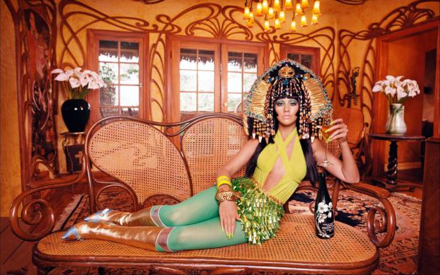 christina aguilera, blonde, singer, celebrity, actress, long hair, wig, fancy dressed, tight clothes, egyptian, cheers, champagne