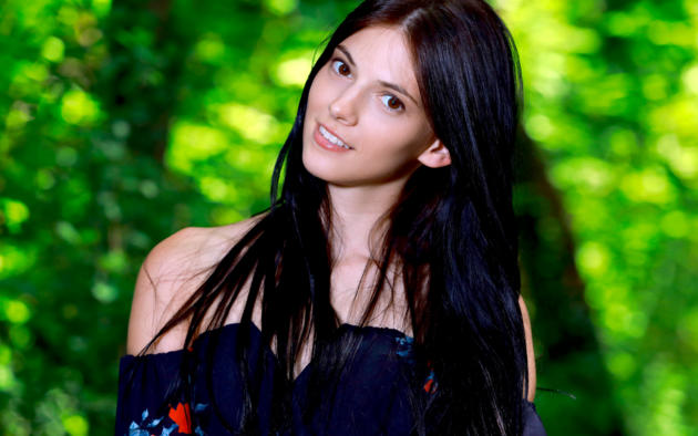 aleksandrina, model, dark hair, long hair, russian, smile, sweet, face, portrait