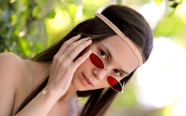 ashley mur, leona, leona a, leona mia, brunette, sunglasses, headband