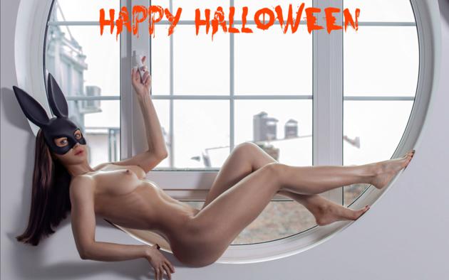 halloween, model, brunette, mask, window, naked, boobs, big tits, nipples, ass, hi-q