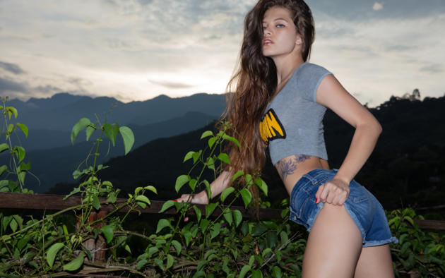 irene rouse, lejandra gomes, brunette, outdoors, non nude, cutoffs, teeshirt, ass, ultra hi-q