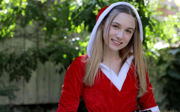beghe b, christmas, outside, pretty, brunette, santa outfit, smiling, non nude