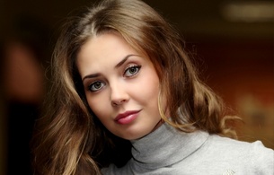 girl, sexy, sweet, cute, beautiful, long hair, earrings, eyes, look, ordinary girl, oksana malahova