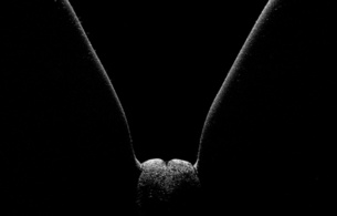 sexy, nude, pussy, dark, minimalist wall, the variations of light and shade, erotic art