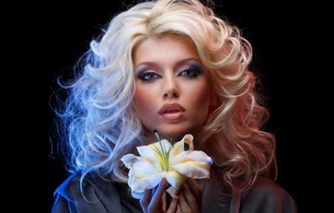 blonde, sexy girl, sweet, cute, flower, view, look, lips