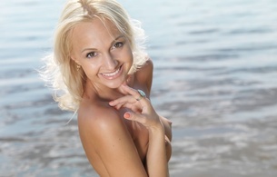 heidrun d, blonde, sexy girl, nude, naked, tits, smile, beach, sand, water, wet