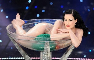 dita von teese, model, sexy babe, actress, glamour, international burlesque star, dita, playmate, dancer, sexy attitude, burlesque, performing, dancing, laying, lingerie, pin up style, delicious, sexy, real celebs wall