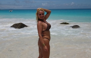 beach, big boobs, big tits, bikini, blonde, horny, milf