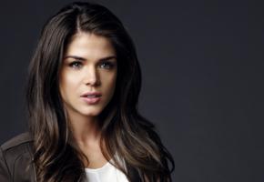 actress, brunette, girl, marie avgeropoulos, dark hair, canada, lips, face