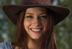 famegirl, isabella, brunette, beautiful, outdoor, hat