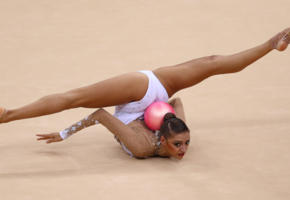 evgenia kanaeva, sport, rhythmic gymnastics, perfect body, olympic chempion, flexible, spreading legs