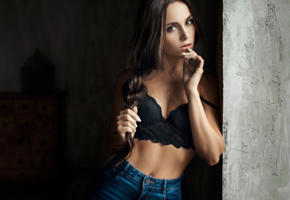 kseniya klimenko, model, pretty, babe, brunette, russian, sensual lips, black bra, bra, lingerie, jeans, 4k, uhd