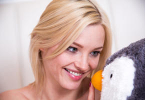 zazie, lovely, blonde, stuffed penguin, blue eyes, face, smile