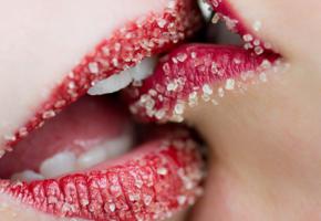 kiss, sugar lips, red lips, lipstick, closeup, hot, sugar, lesbian