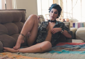 bruna, short hair, brunette, tattoo, legs