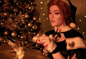 lada lyumos, closeup, hat, lights, christmas tree, new year, christmas, redhead