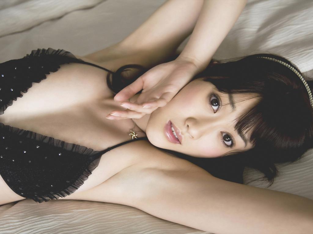 mikie hara, asian, hot, sexy, busty, distorted aspect ration