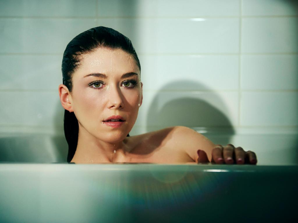 jewel staite, bath, bathtub, bath tub, kaylee, firefly, serenity
