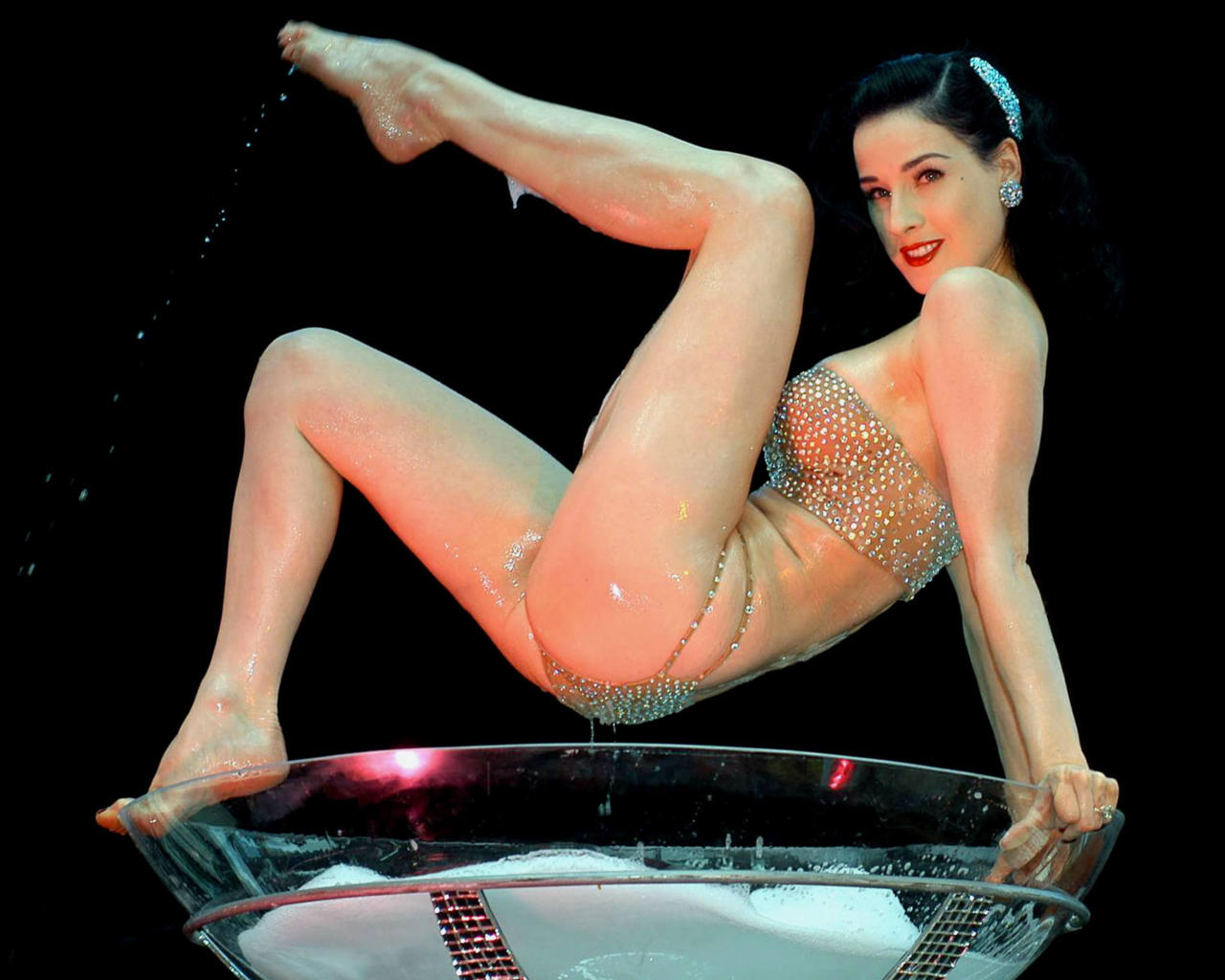 dita von teese, lingeri, nude, brunette, sexy, international burlesque star, dita, playmate, dancer, performing