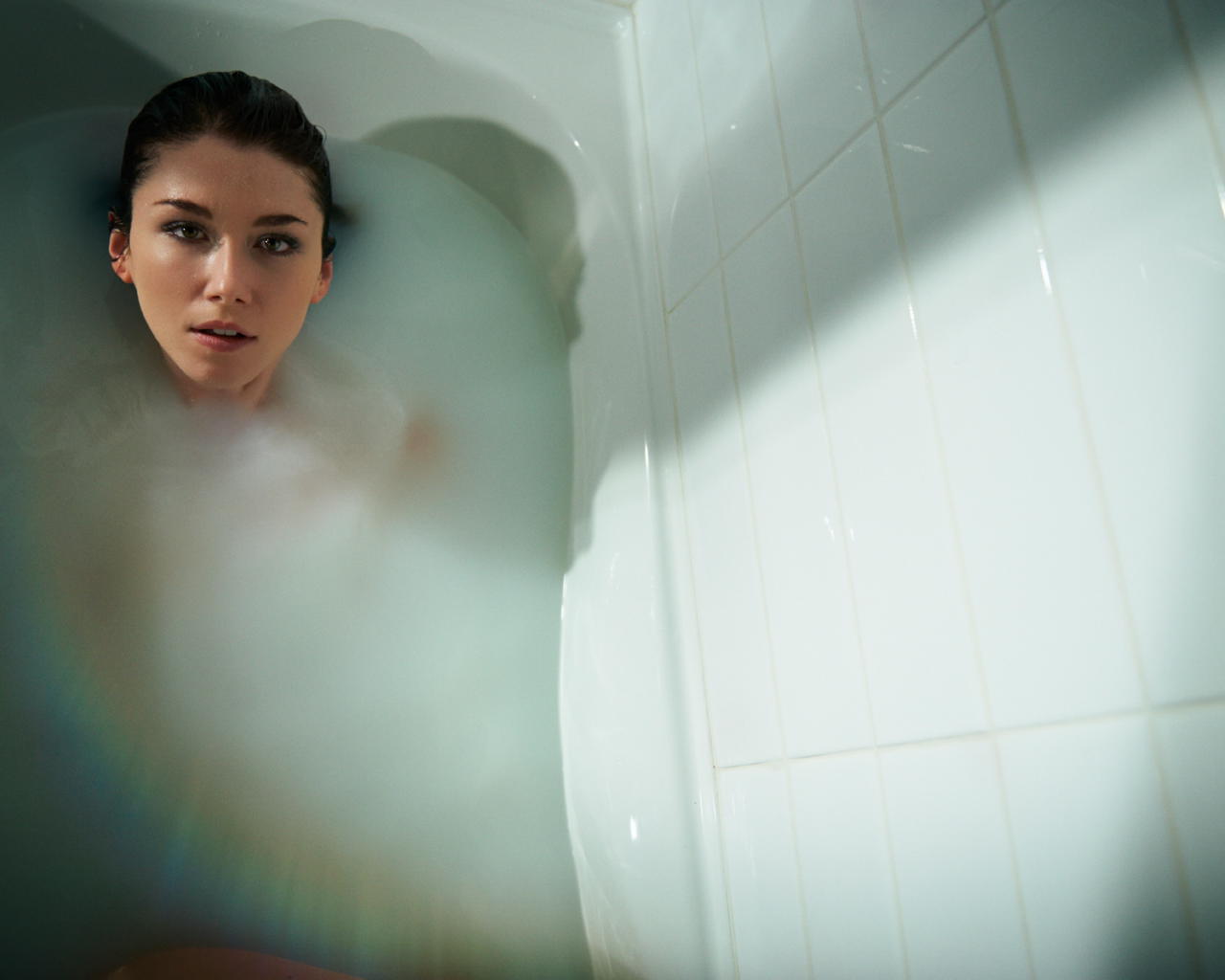 jewel staite, bath, bathtub, bath tub, kaylee, firefly, serenity
