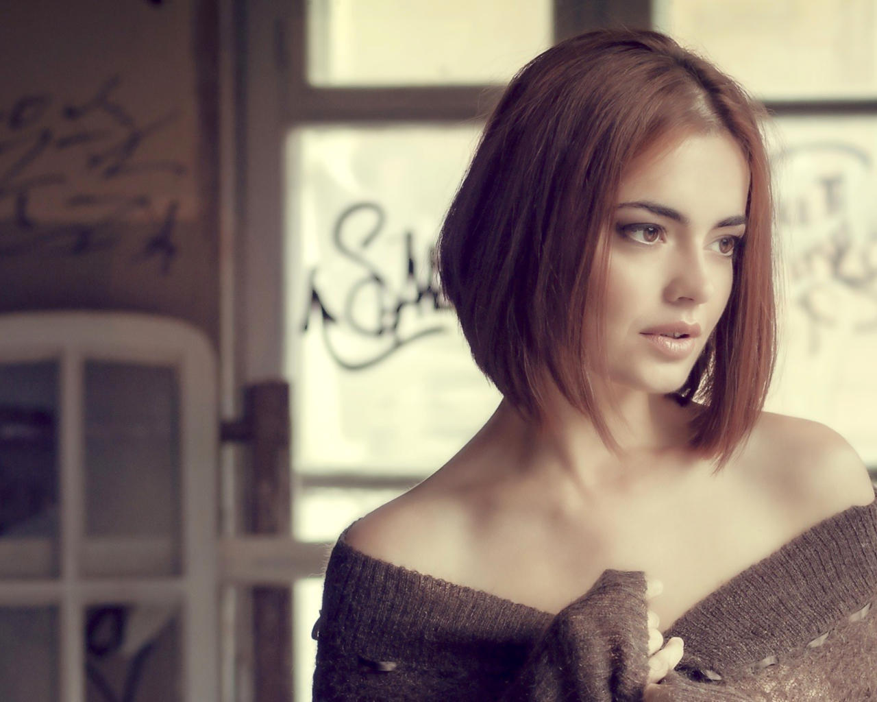 Download Photo X Lidia Savoderova Model Pretty Babe Brunette Russian Face K