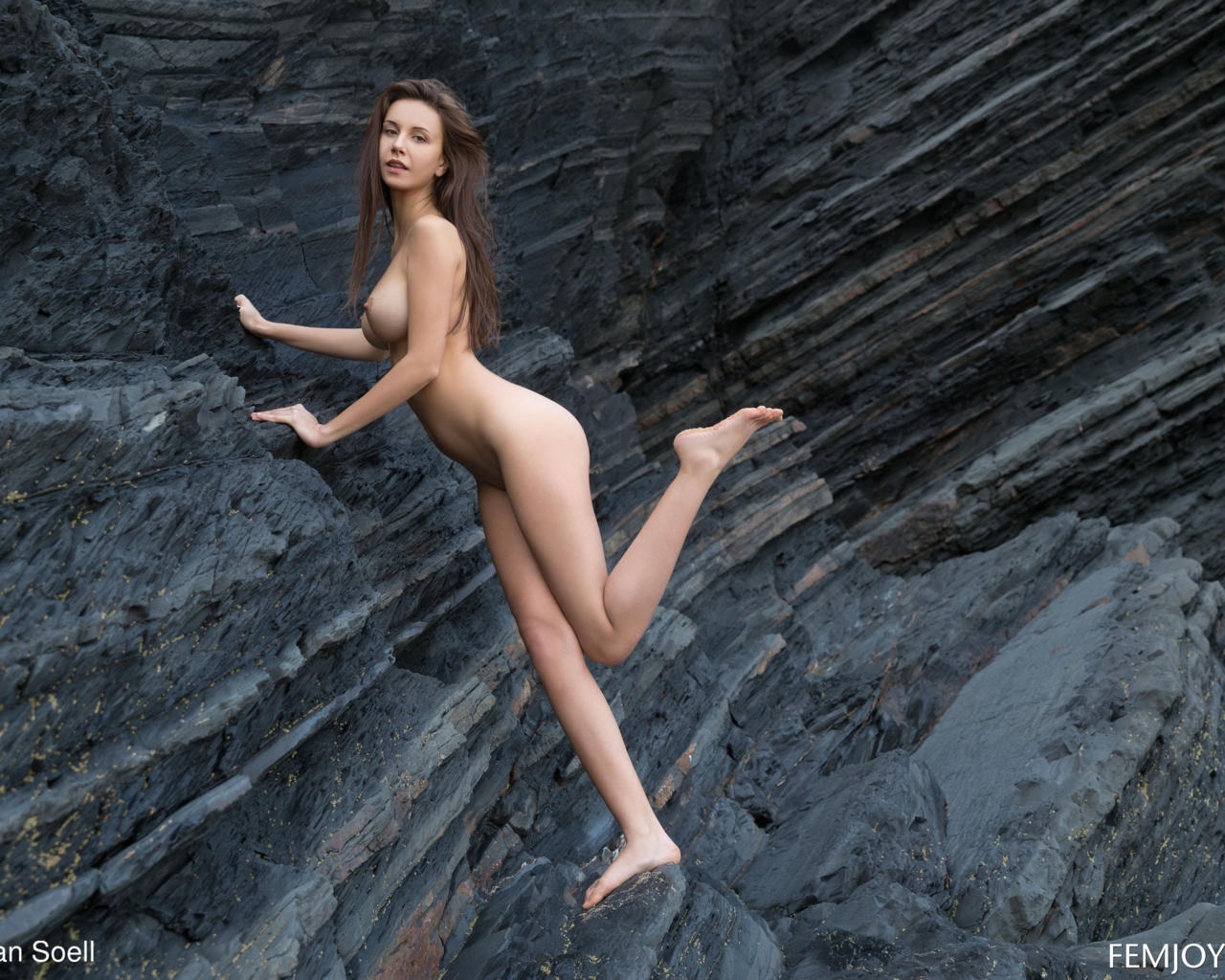 alisa i, alisa, naked, boobs, big tits, nipples, rocks, outdoors, jessica albanka, alisa amore