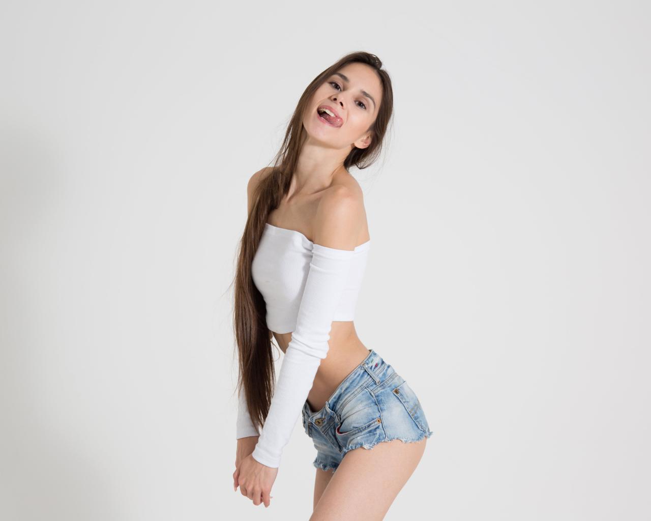 leona mia, brunette, long hair, tongue, jeans, shorts, denim shorts, jeans shorts, smile, non nude