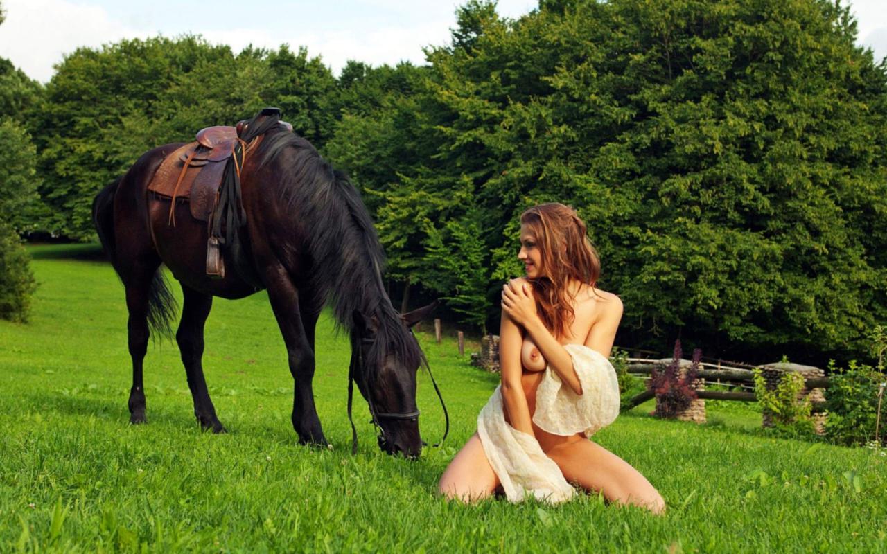 girls, nude, lingerie, boobs, tits, legs, redhead, horse