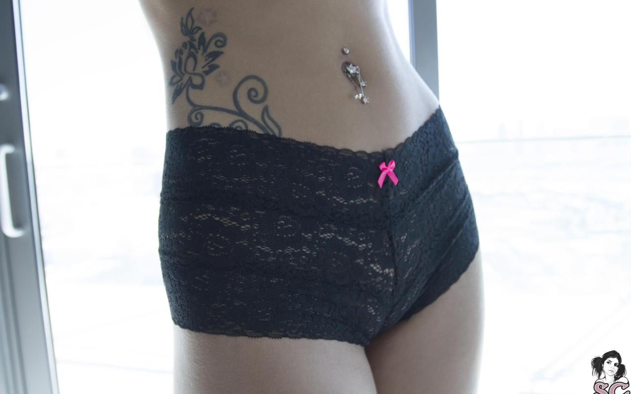 gypsyy, suicide girls, tattoo, lace, panties, black panties, pierced navel, piercings, lingerie